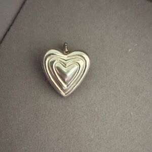 Elegant Silver Puffy Heart Pendant